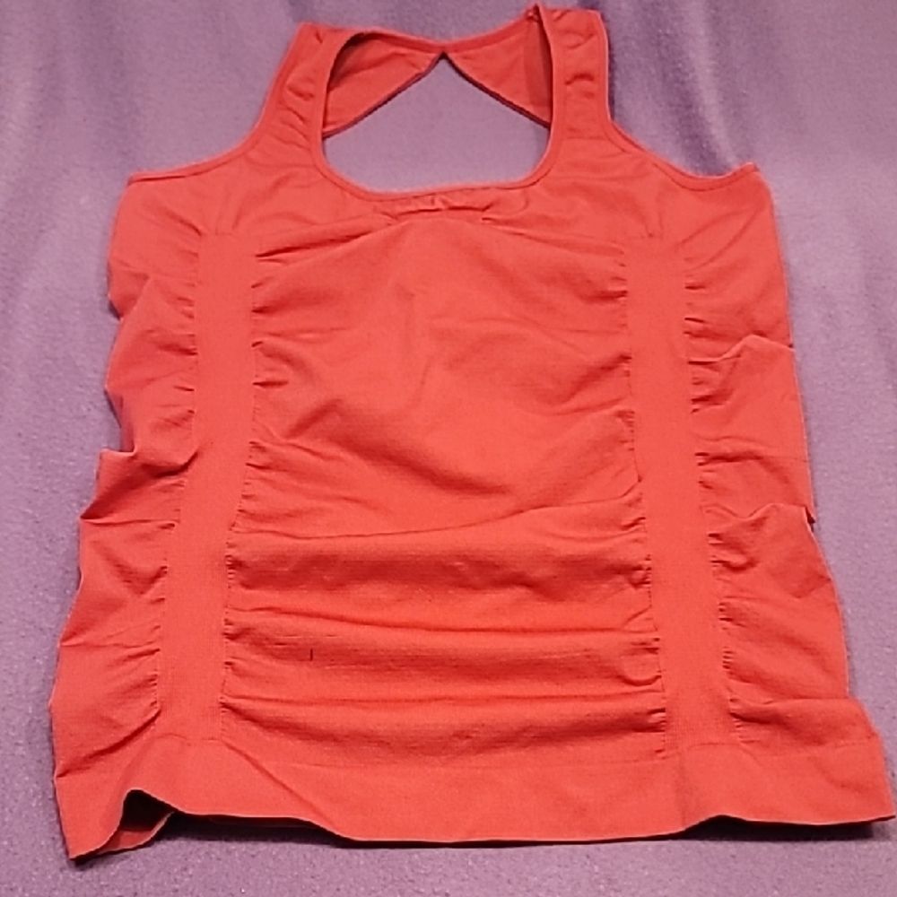0747. NWOTs ~ Body Defining Ruching ~ Shelf Bra ~Back Detail ~ XL ~